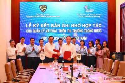 Cục Quản lý và Phát triển thị trường trong nước và Cục Du lịch Quốc gia Việt Nam ký kết hợp tác