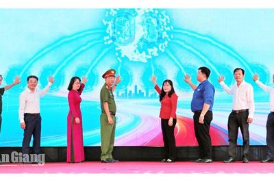 An Giang phát động hưởng ứng Ngày Công dân số Việt Nam