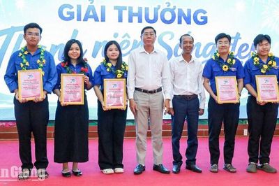 An Biên tuyên dương 13 thanh niên tiêu biểu