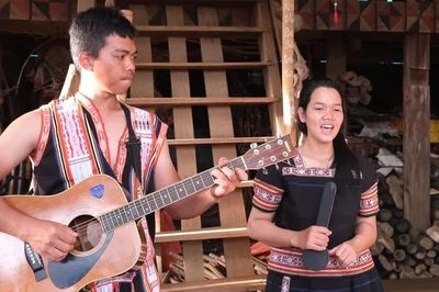 Chung một tình yêu với văn hóa dân tộc