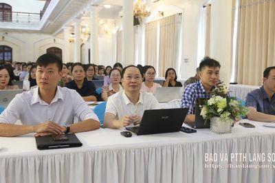 Tập huấn nâng cao năng lực truyền thông phòng, chống tác hại của thuốc lá