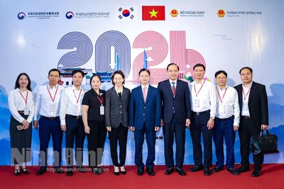 Đoàn đại biểu tỉnh Ninh Bình dự Hội nghị toàn thể “Gặp gỡ Hàn Quốc” năm 2026