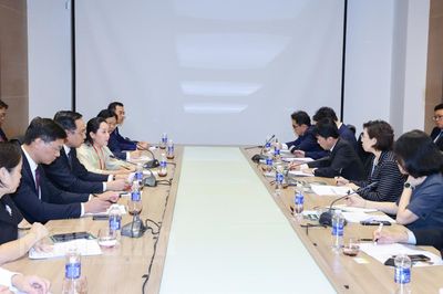 Đoàn công tác tỉnh Ninh Bình chào xã giao Đại sứ Đặc mệnh toàn quyền Hàn Quốc tại Việt Nam