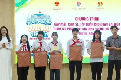 Gặp mặt Đoàn đại biểu thiếu nhi tỉnh tham gia phiên họp giả định “Quốc hội trẻ em” lần thứ III, năm 2026