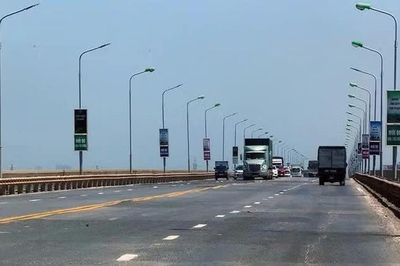 Hà Nội: Cấm nhiều loại xe qua cầu Thăng Long từ 16/10