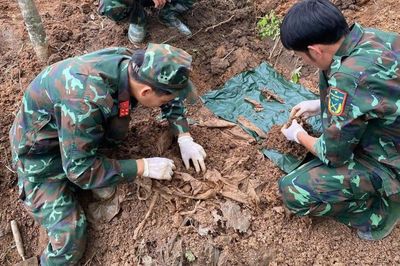 Xã miền núi Quảng Ngãi tìm thấy thêm 5 hài cốt liệt sỹ