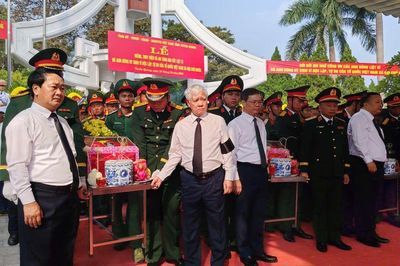 Tuyên Quang: An táng 93 hài cốt liệt sĩ tại Nghĩa trang Liệt sĩ Quốc gia Vị Xuyên