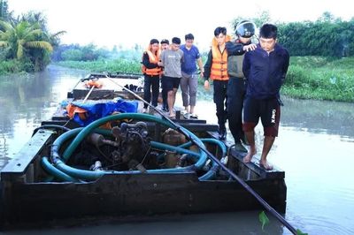 Khởi tố 20 bị can liên quan đến khai thác tài nguyên khoáng sản