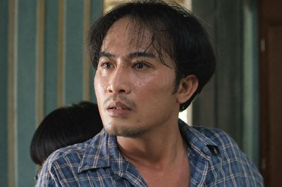 Doãn Quốc Đam nhận sai, xin lỗi bạn diễn vì cảnh quay ngoài kịch bản