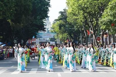 Tiếp tục lùi thời hạn tổ chức Festival Thu Hà Nội 2026