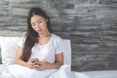Chồng sắp cưới 42 tuổi, có nhà riêng, công việc ổn định nhưng thích rao giảng đạo lý