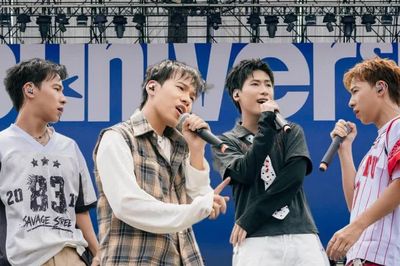 'Nhóm nhạc khổ nhất V-Pop' sở hữu hit triệu view, diễn concert cùng dàn sao khủng