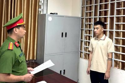 Khởi tố chủ cửa hàng 'Duy Bom' kinh doanh đồ hiệu giả
