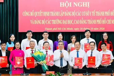 Thành lập Đảng bộ các cơ sở y tế TPHCM và Đảng bộ các trường đại học, cao đẳng TPHCM