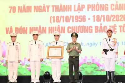 Xây dựng lực lượng cảnh vệ xứng đáng với danh hiệu 'lá chắn thép'