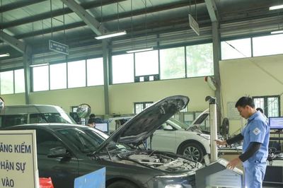 Hà Nội 'siết' hoạt động đăng kiểm, tăng cường kiểm tra xe khách và xe tải trọng lớn