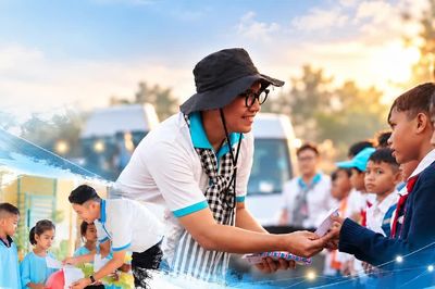 Bài cuối: Tự tạo vắc-xin, lan tỏa điều tử tế