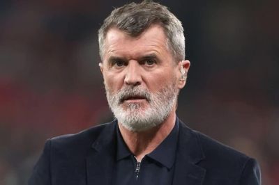 Roy Keane: 'Man Utd chẳng khác gì rạp xiếc'