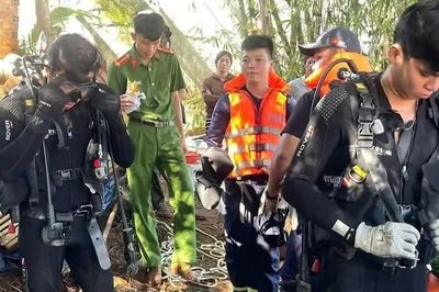 Xuyên đêm tìm người mất tích trên sông Đắk Lấp