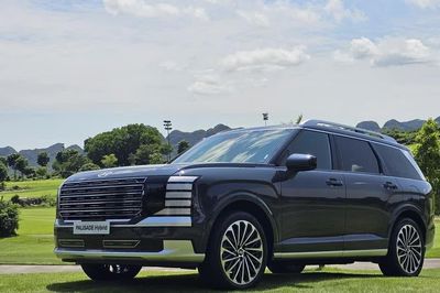 Hyundai Palisade Hybrid 'chốt' giá bán, cạnh tranh cả phân khúc dưới