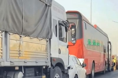 Giữ khoảng cách an toàn: Bài học từ vụ 7 ô tô va chạm liên hoàn
