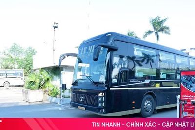 Thu phí không dùng tiền mặt, phương tiện ra vào Bến xe Hà Tĩnh chưa đến 30 giây