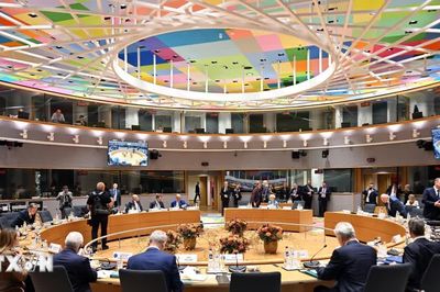 EU cam kết tiếp tục hỗ trợ Ukraine, chuẩn bị gói trừng phạt thứ 22 nhằm vào Nga