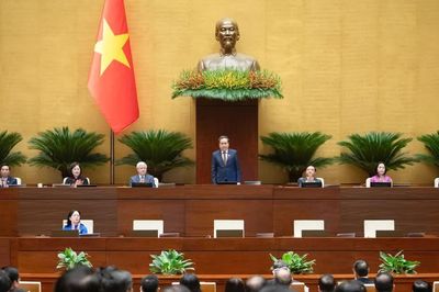 Quốc hội đặt quyền và lợi ích của người dân lên trên hết, trước hết