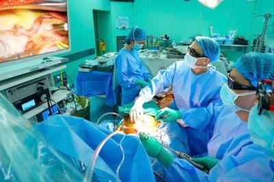 Phẫu thuật nội soi sửa van tim thành công cho bệnh nhân người nước ngoài