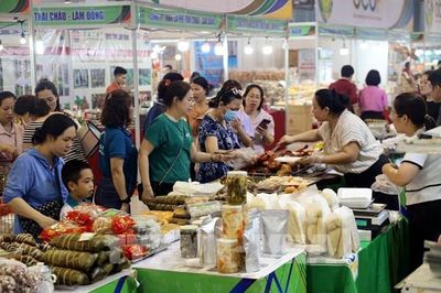 Quảng Ninh mở rộng thị trường tiêu thụ sản phẩm địa phương