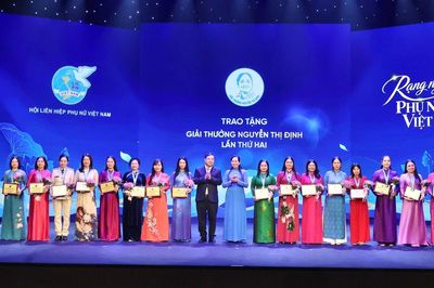 Trao Giải thưởng Nguyễn Thị Định năm 2026: Tôn vinh 32 cán bộ Hội phụ nữ tận tâm, sáng tạo