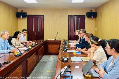 Cục Khoa học, Công nghệ và Chuyển đổi số làm việc với đoàn công tác Thụy Điển