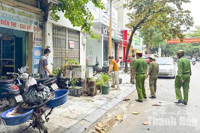 Chuyển biến rõ nét trong lập lại trật tự vỉa hè, hành lang ATGT