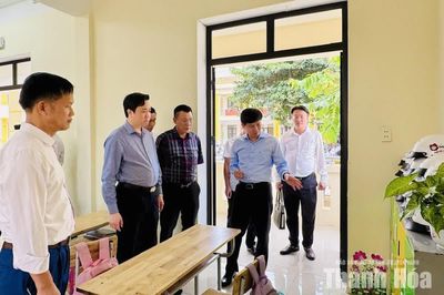 Đoàn công tác liên ngành Y tế, Giáo dục làm việc tại Trường Phổ thông nội trú Tiểu học và THCS Tam Lư