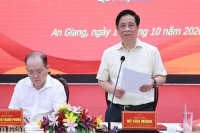 Chủ tịch UBND tỉnh An Giang yêu cầu gắn trách nhiệm người đứng đầu với kết quả thực hiện nhiệm vụ