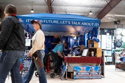 Alberta sắp bỏ phiếu về bước đi hướng tới trưng cầu ly khai Canada