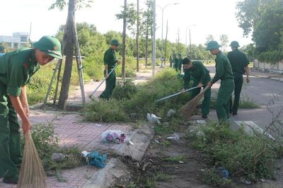 Hướng tới Festival Hoa Đà Lạt - Lâm Đồng: Màu áo xanh bảo vệ môi trường