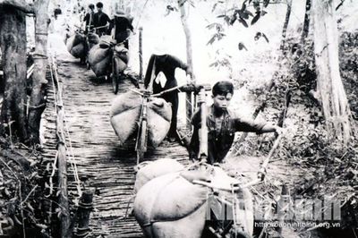 Nhiều điểm mới về chế độ, chính sách đối với thanh niên xung phong cơ sở ở miền Nam