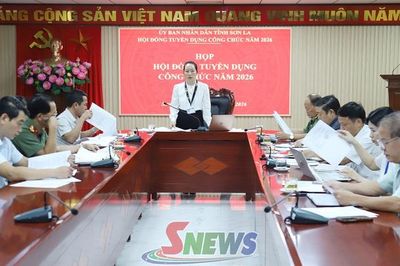 Họp Hội đồng tuyển dụng công chức năm 2026