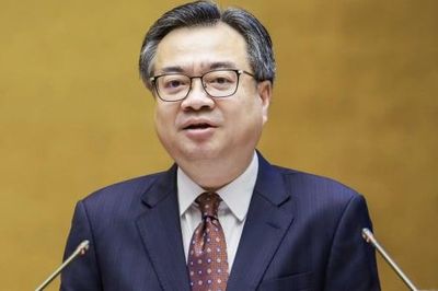 Cán bộ diện Bộ Chính trị quản lý không được đầu tư lập tổ chức kinh tế