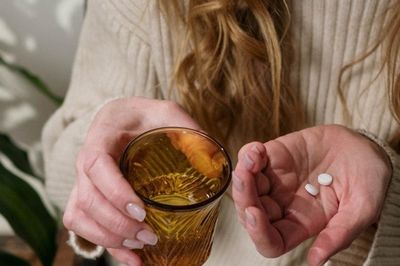Nguy cơ huyết khối ở phụ nữ thừa cân, ít vận động khi dùng thuốc tránh thai