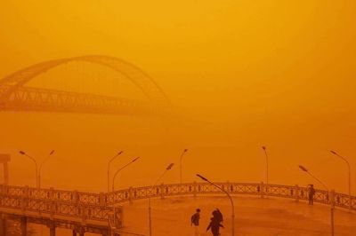 Indonesia rải đá khô từ máy bay để ứng phó khói độc bao trùm khu vực