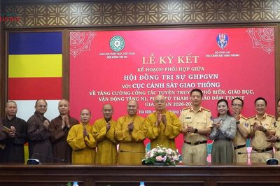 Lồng ghép văn hóa giao thông vào sinh hoạt Phật giáo