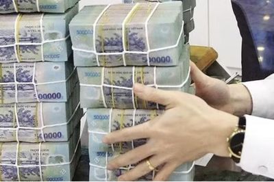 Siêu dự án ngốn tối thiểu 30% lượng vốn mới, ngân hàng tìm cách đưa rủi ro ra khỏi bảng cân đối
