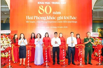 Trưng bày chuyên đề '80 năm - Hải Phòng khắc ghi lời Bác'