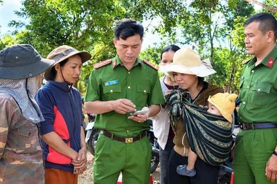 'Chủ nhật về làng' giúp buôn làng bình yên
