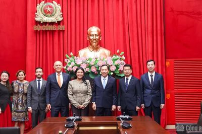 Mở rộng hợp tác với Hoa Kỳ về công nghệ cao và an ninh mạng