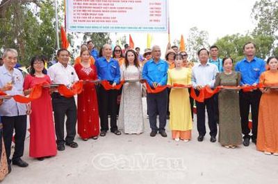 Khánh thành cầu Khu Đoàn Tây Nam Bộ tại xã U Minh