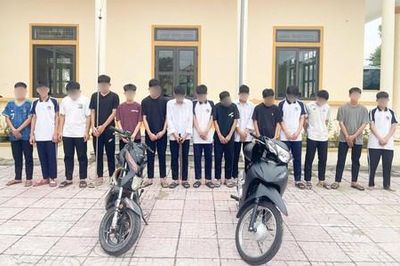 Kịp thời ngăn chặn 15 thanh thiếu niên chuẩn bị hung khí để giải quyết mâu thuẫn