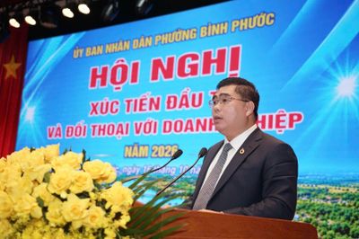 Chủ tịch Hội Doanh nhân trẻ TP.HCM Phan Tấn Đạt gợi mở hướng hút vốn cho Bình Phước